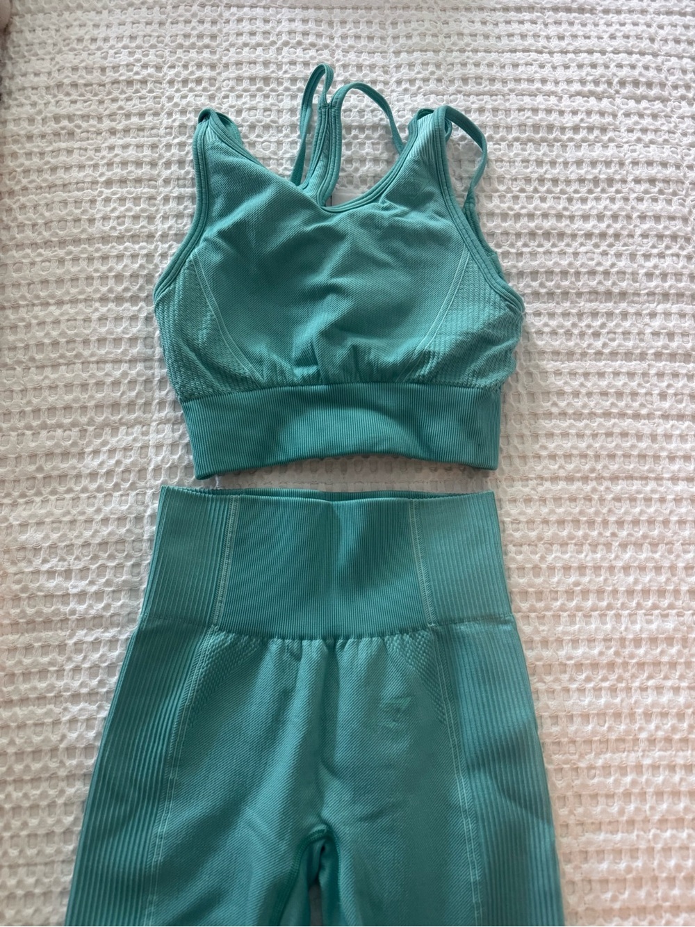 Gym shark Seamless Teal Active Bralette and High-Waist Legging Set